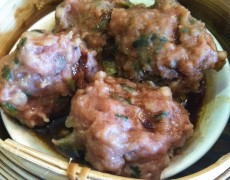 Minced beef balls